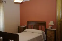 Rustic house with sea views Hotels in Comarca de Muros