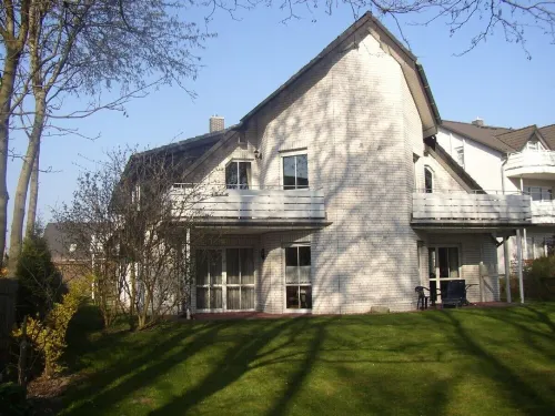 Holiday Home with Garden, pets allowed