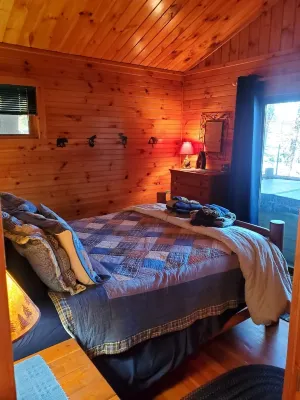 Baker Cabin at Colden Lodge A Romantic Adirondack Private Cabin on Lake Flower Hotels near Robert Louis Stevenson Cottage