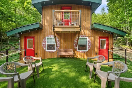 Ohiopyle Hobbit House