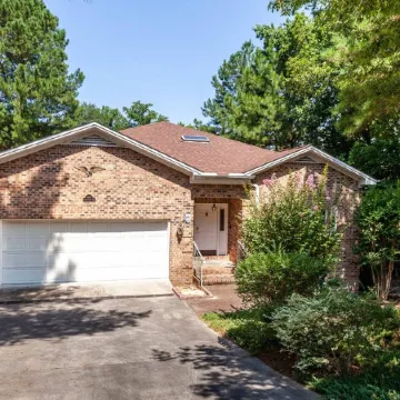 Golf front home with 8 beds