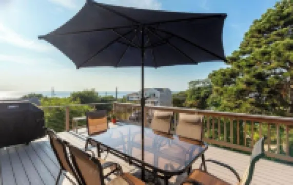 Bay Views and Panoramic Sunsets!