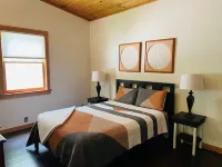 Hawk Ridge Retreat - Athens County Getaway