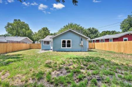 Sanger Suite, NEW Midterm ready, fully furnished- Waco/Baylor/Silos