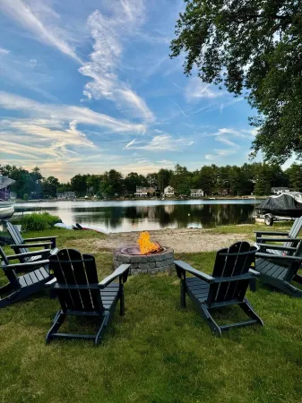 Spacious Lakehouse w/ Private Beach