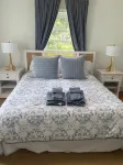 Cozy Cottage in Historic Willowbank Hotels in Georgetown