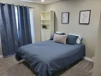 Spacious 3-bedroom home, off I-64 & 35, sleeps 11