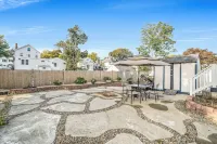 3BR1.5BA Retreat - Near Airport
