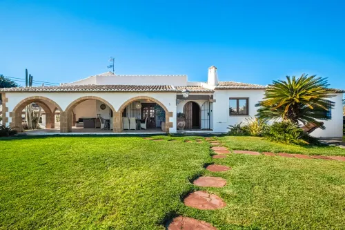 Villa de Style Méditerranéen Pour 10 Personnes à Javea