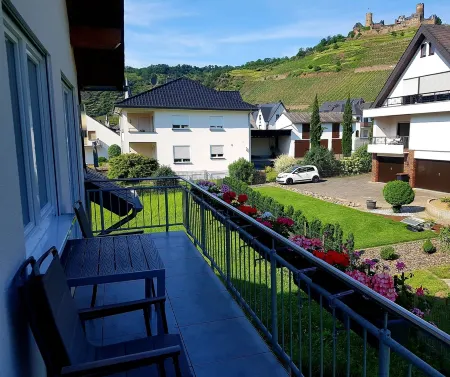 Vacation home MoselCharme "Burgblick"