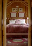 Charming Vintage Cabin on Beautiful Walloon Lake
