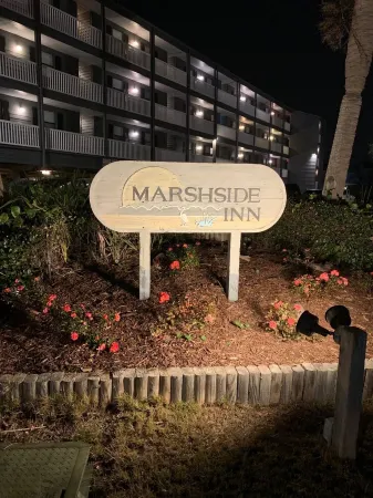 Garden City Beach- Great Location! 2 minute walk to beach and pier! Sleeps 6. Отели рядом с достопримечательностью «TPC Myrtle Beach»