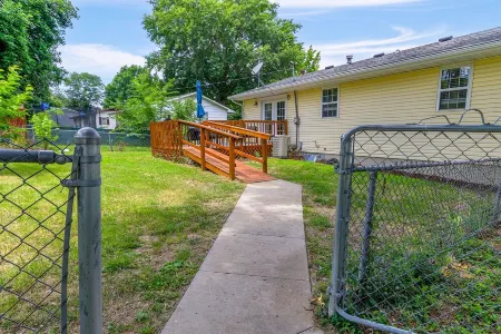 Wheels Trails and Tails Inn - Fully Fenced! 2x King 2x Twin Pet Friendly