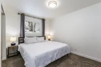 Mountain Escape! 6Bdrm 9Bed 4 Bth  at the Mouth of Big Cottonwood Canyon