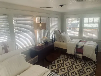 Historic Charmer steps from Downtown Tuscaloosa, The Strip, and UA Campus