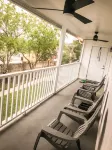 Anastasia Island, Renovated, Sleeps 5! Walking distance to downtown!