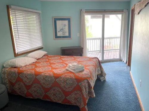 Corolla Light Resort- 3 minute walk to the beach