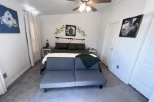 Bee-utiful Little House