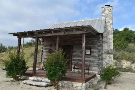 Maner Log Cabin romantic private log cabin away from it all, amazing views