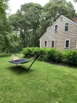 Sanctuary House: An ocean-view farmhouse retreat Hotels in Dukes County