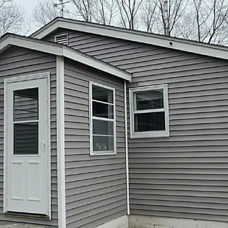 Completely remodeled, pet-friendly, 'smart' home in the country!