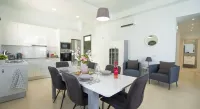Casa Moda is Short walk to Marina Rubicon, bars/restaurants, boutique shops