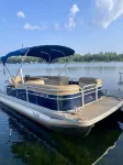Cozy, Rustic Luxury Cabin on Round Lake, with all of the modern conveniences!
