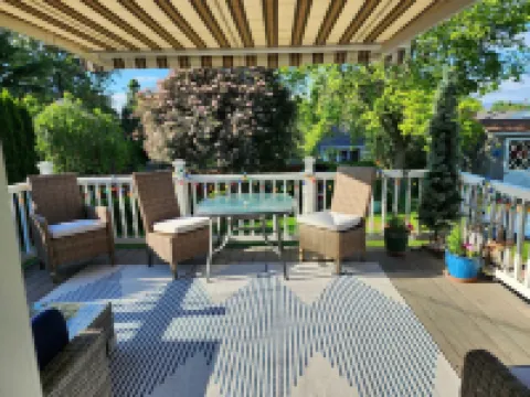 Cute private home in the heart of Yakima. Easy access to best city attractions..