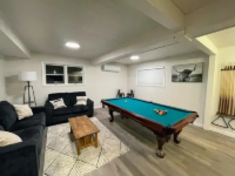 Cozy Modern Rustic Ski Lodge! 7BR - Sleeps 16