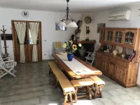 Single Villa with Garden and Wi-Fi