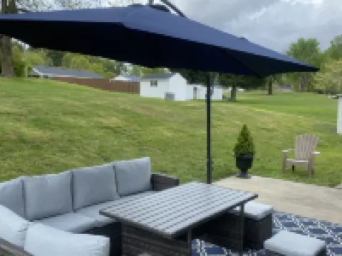 Newly renovated home! One block from Back of the Dragon-Close to downtown Marion Hotels in Smyth County