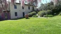 country house with garden ,pool,children's play area ,Tuscany,15 from Florence Hotel in zona Il piazzone