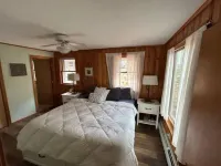 Pine River Pond waterfront Hotels in Wakefield