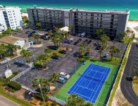 Gulf-front penthouse w/breathtaking views, FREE BEACH SERVICE!