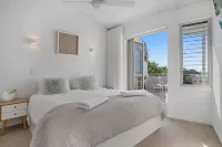 Lennox Head Waves Beachfront Penthouse