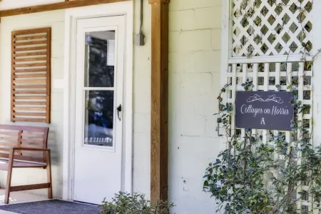 Cottages on Norris Unit A DOWNTOWN PET FRIENDLY