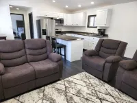 Modern private home central location to beautiful coastal views