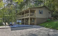 The Hideaway at Buck Ridge. Pet friendly.