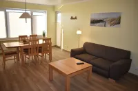 Haus zum Strand "Perle" in beautiful nature close to the Baltic Sea in Barendorf Hotels in Dassow