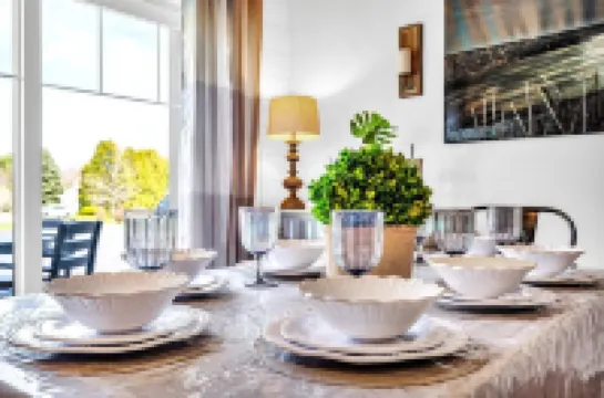 Shamrock by the Sea: Hot Tub, Arcade, Basketball