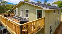 Family Friendly Lakeside Retreat