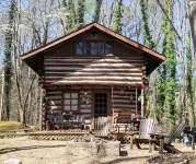 "The Hawk Nest" cabin on Tims Ford Lake