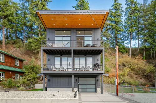 Beach Access, Traeger Grill, Peloton & Bay View