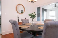 Modern Farmhouse Walking Distance to West Point Hotels in Highlands