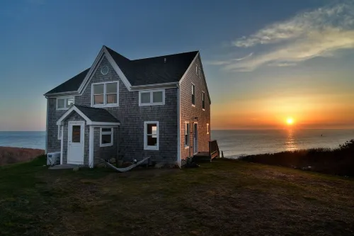 On the front, views of the surf