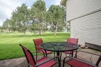 MTN Condo with 1 Fishing Badge, Patio & BBQ Grill, 25 Mi. to Aspen & Skiing!