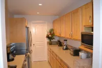 OCT-Nov 2025 Spec! 2Br/1BA Beachfront - Great Location- Exceptional Reviews