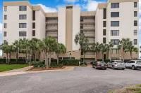 Beautiful First Floor Condo- Amelia Surf and Racquet -Oceanfront