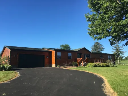 Wild Rose Ranch Guest Cabin