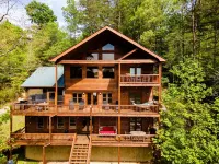 Large Mtn Retreat w/ Theater Room, Hot Tub, Game Room & Sunset Mountain Views!